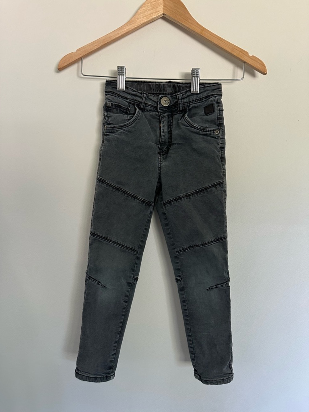 Tumble N Dry Kids Gray Black Tapered Jeans Adjustable Waist  Size 5/6 Yrs